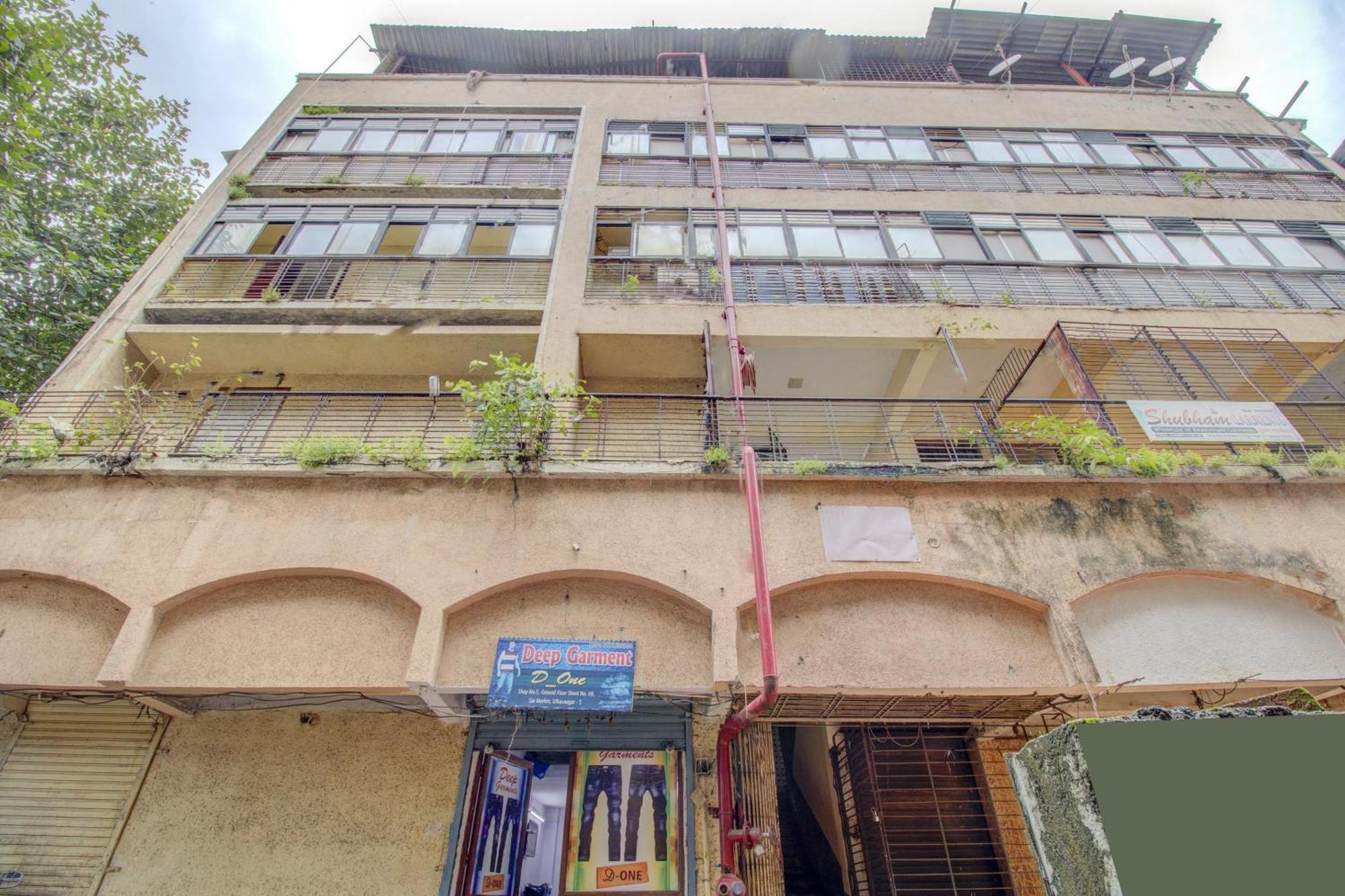 Hotel Della Comfort Near Ambreshwar Shiv Mandir, Ambernath Amarnāth المظهر الخارجي الصورة