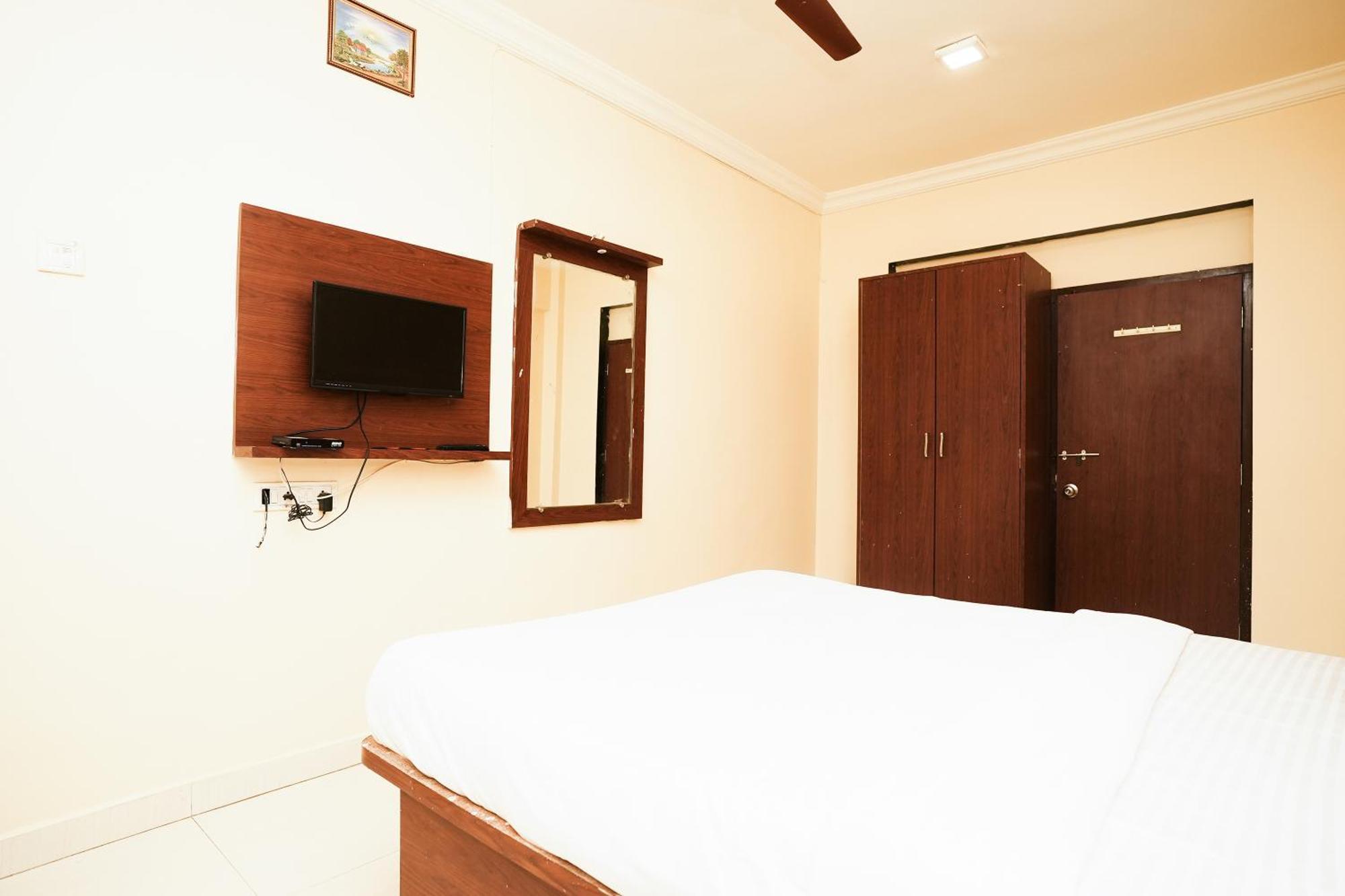Hotel Della Comfort Near Ambreshwar Shiv Mandir, Ambernath Amarnāth المظهر الخارجي الصورة