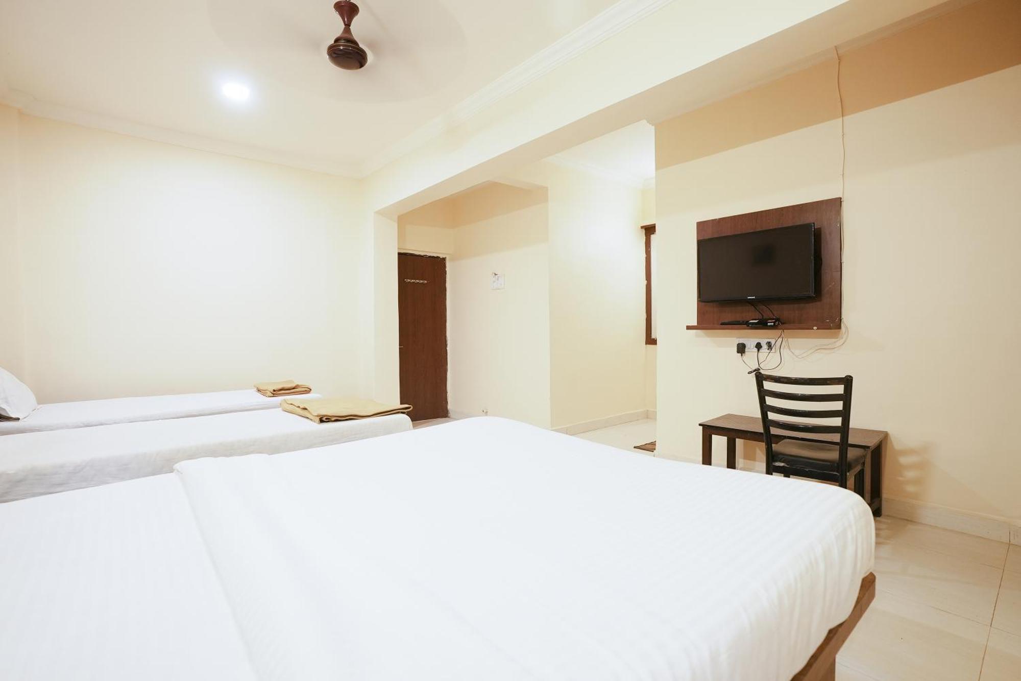 Hotel Della Comfort Near Ambreshwar Shiv Mandir, Ambernath Amarnāth المظهر الخارجي الصورة