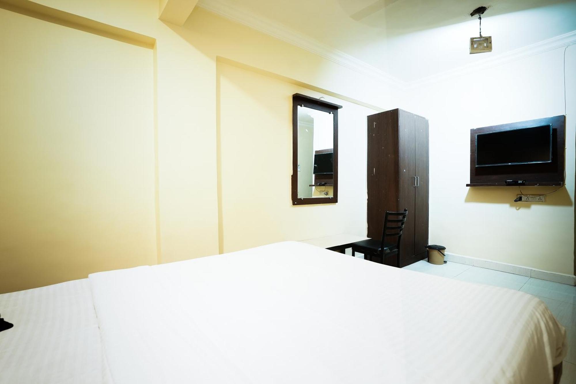 Hotel Della Comfort Near Ambreshwar Shiv Mandir, Ambernath Amarnāth المظهر الخارجي الصورة